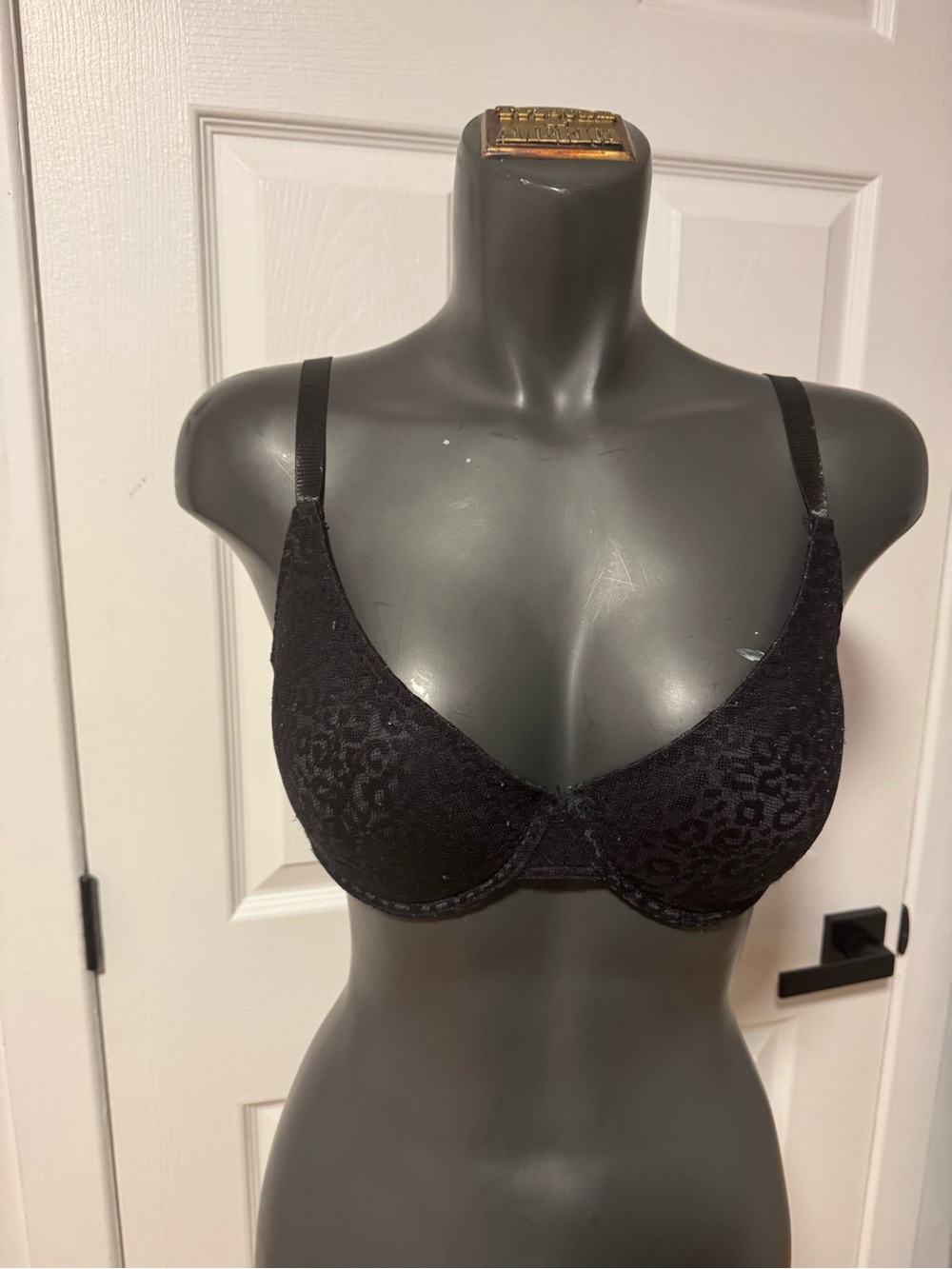 Black Lace T-Shirt Bra - Women's Intimates